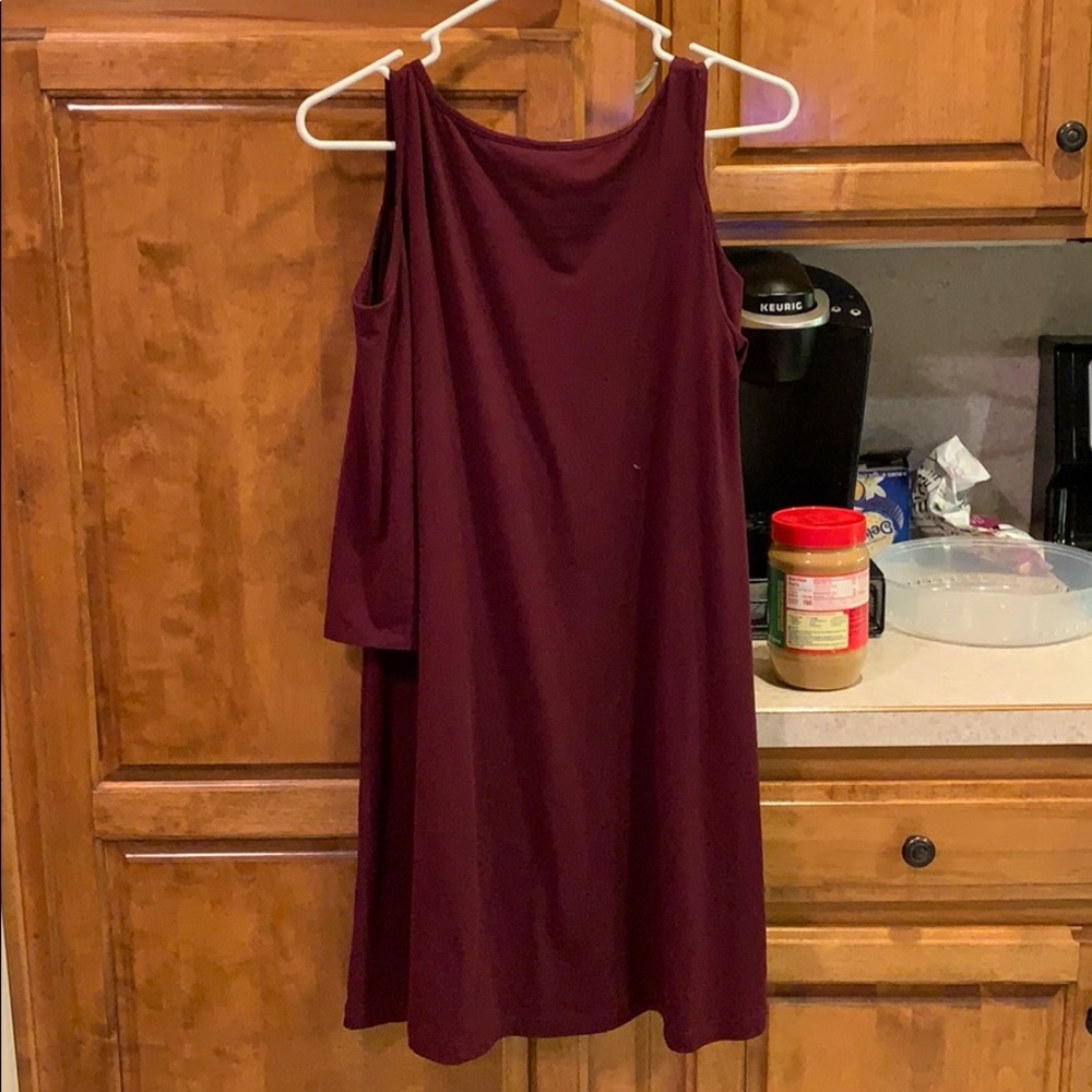 Dress - Picture 3 of 3